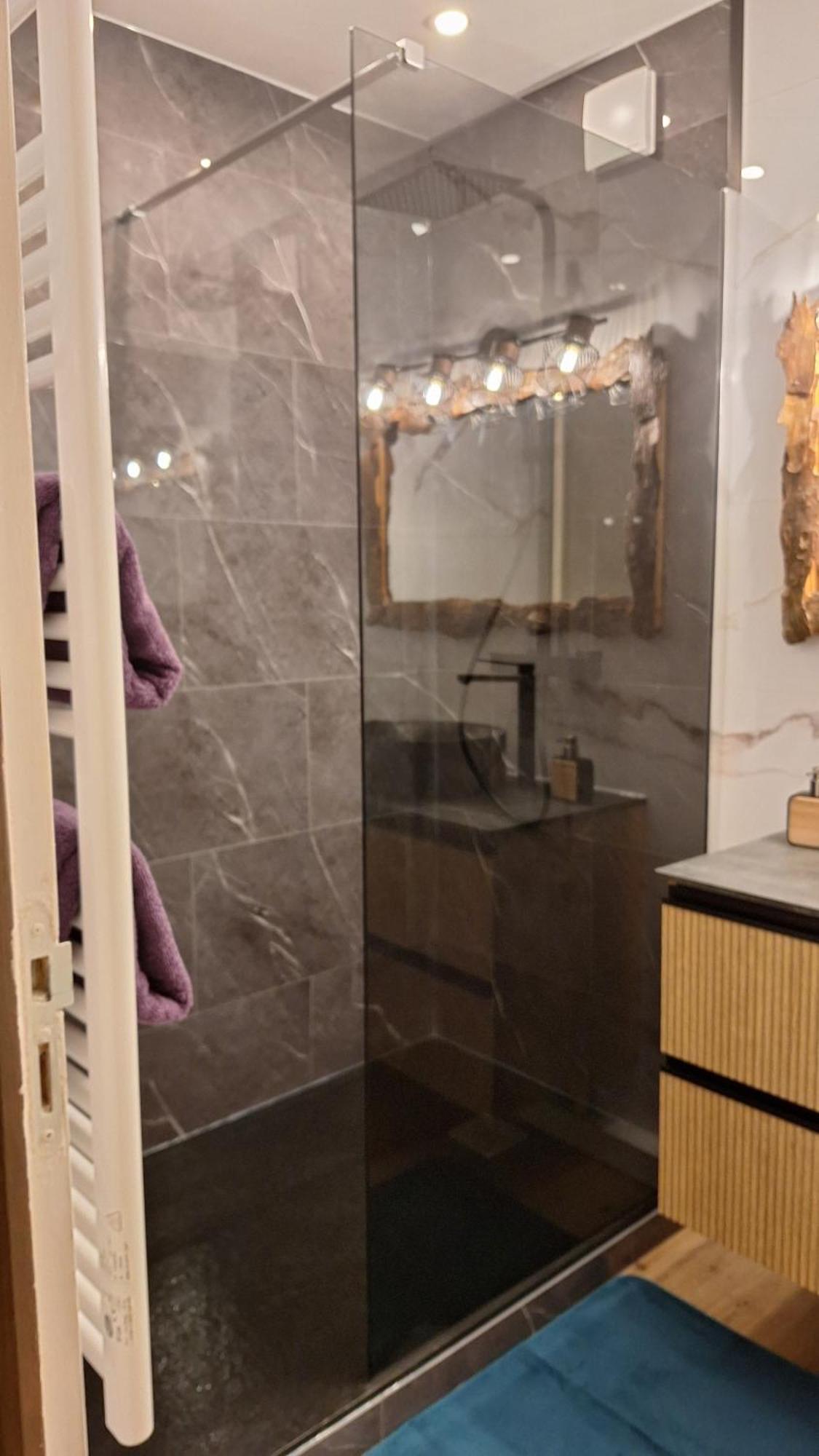 Cures Et Vacances A Amelie Les Bains Exterior photo